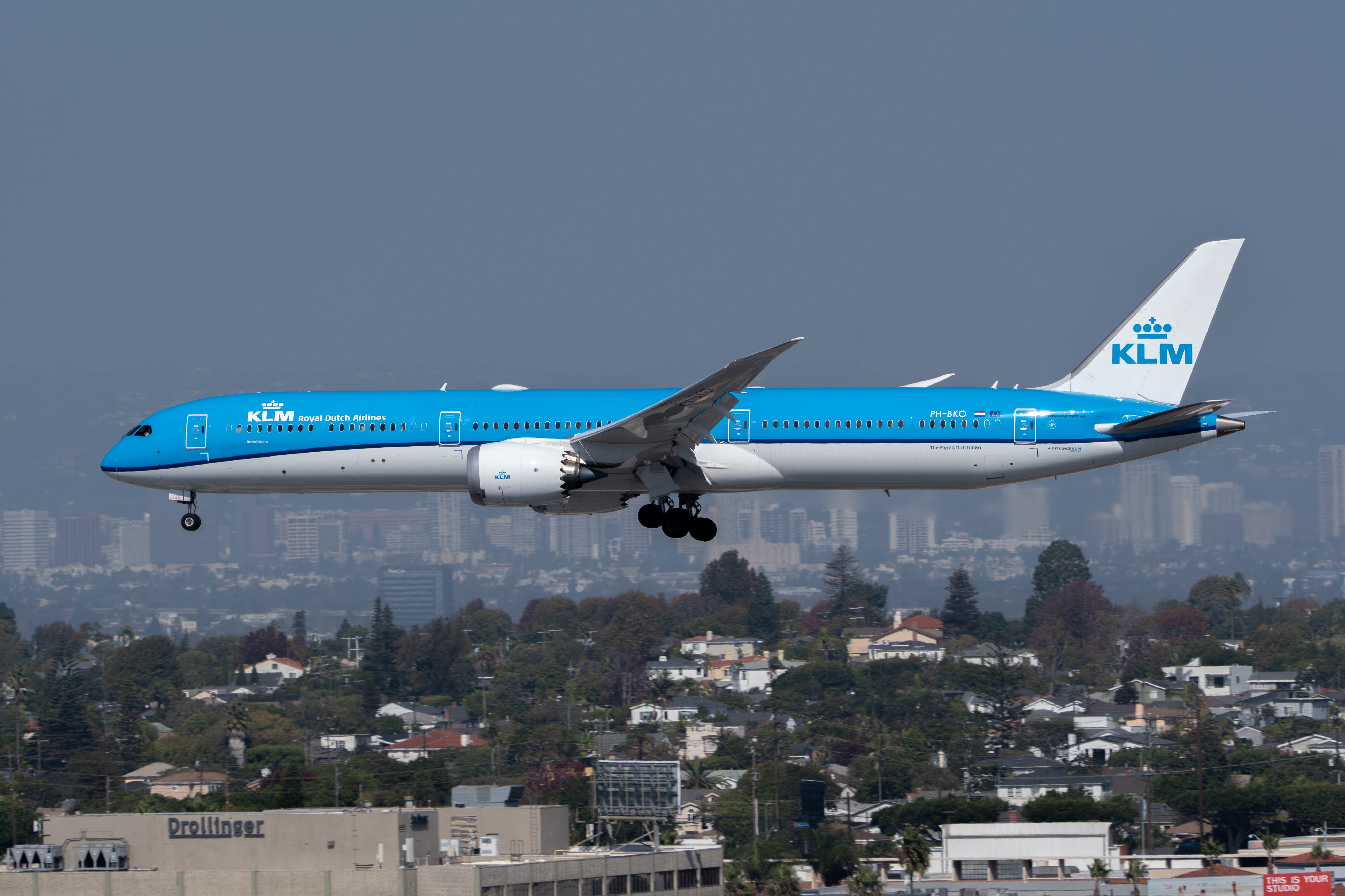 klm cigarettes KLM Review: Seats, Amenities, Customer Service, Baggage Fees