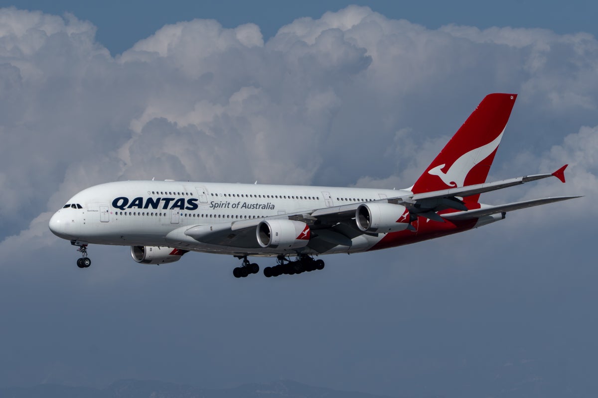 Qantas A380 in the sky