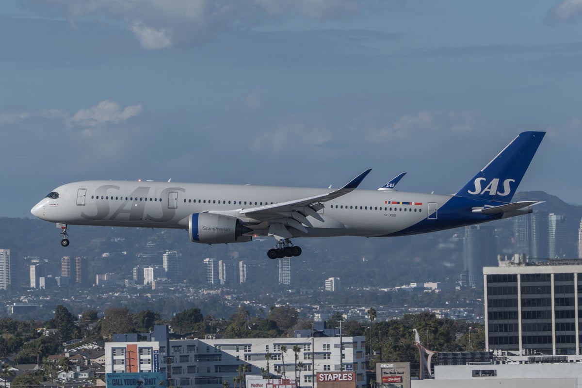 SAS A350 900