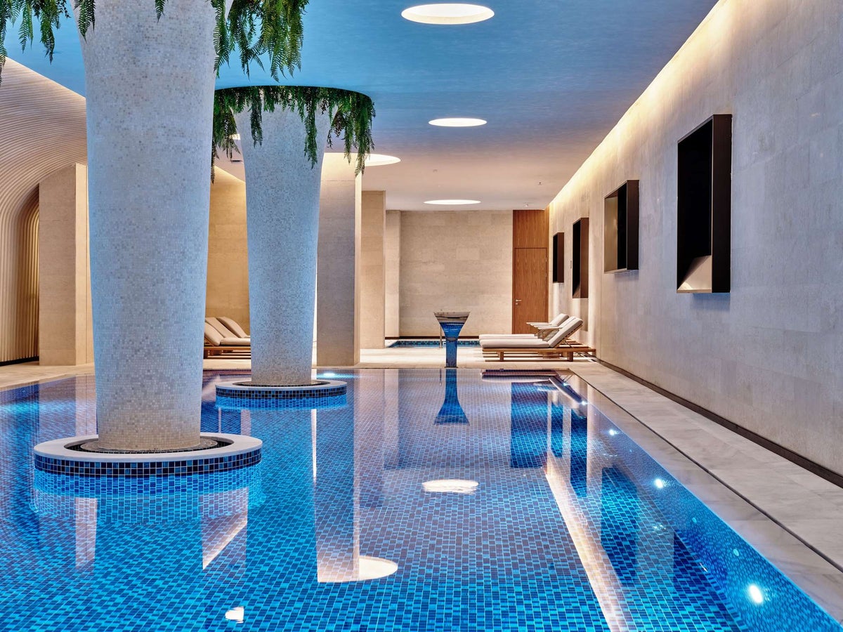 Swissotel Tashkent pool