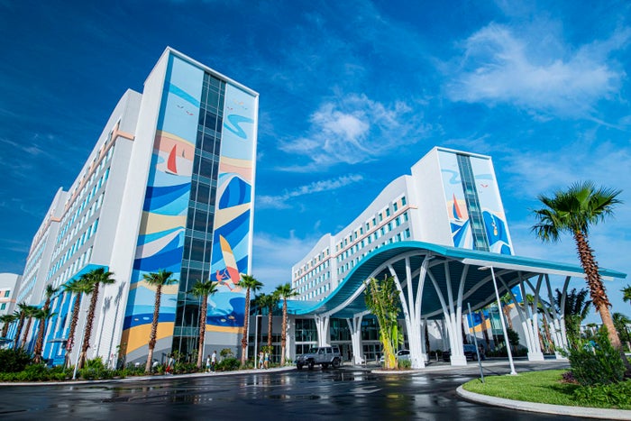 Universal Surfside Inn and Suites
