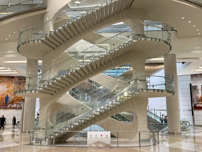 Abu Dhabi airport immigration Abu Dhabi airport immigration