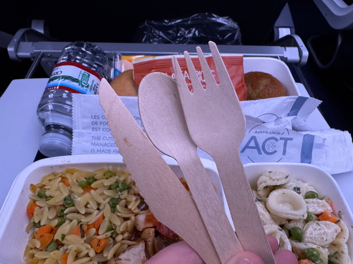 Air France A350 900 IAH CDG economy dinner wooden cutlery Air France A350 900 IAH CDG economy dinner wooden cutlery