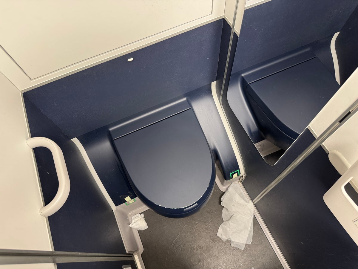 Air France A350 900 IAH CDG economy toilet before takeoff