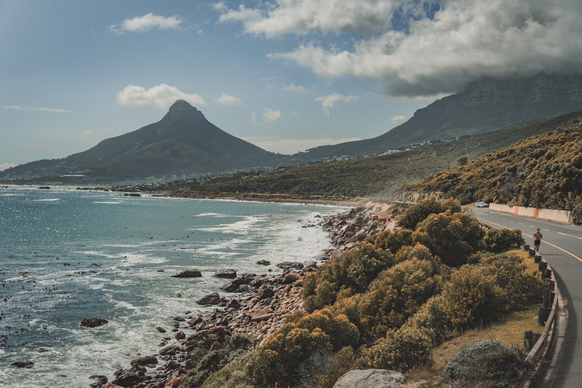 How I Spent 3 Days in Cape Town, South Africa [Beaches, Wildlife, and More]