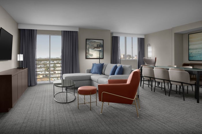 Courtyard Marriott San Diego Downtown Suite