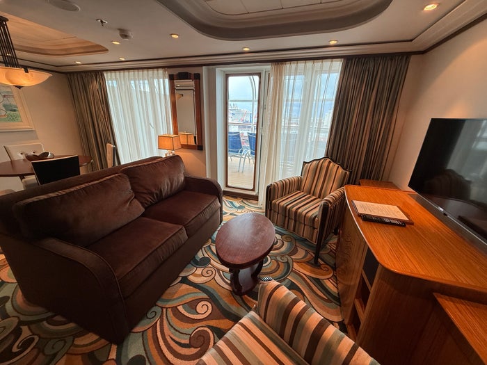 Disney Dream One Bedroom Suite Disney Dream One Bedroom Suite