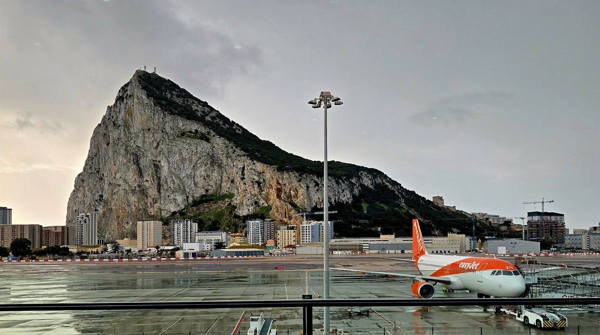 2 Days in Gibraltar, a British Overseas Territory [Things To Do, Where To Stay, Food To Try]