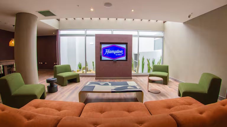 Hampton by Hilton Cusco Lobby
