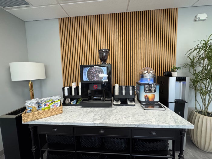 JSX FXE Snack station