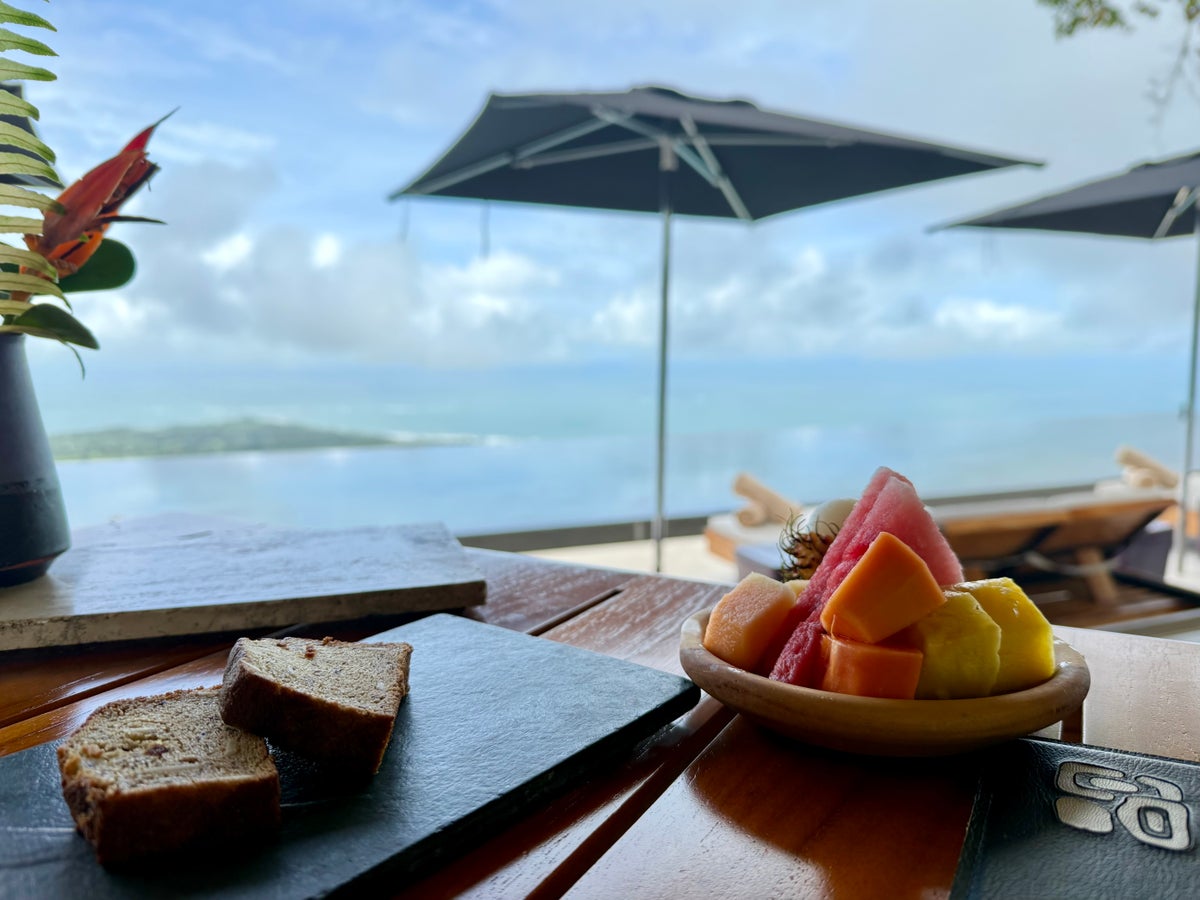 Kura Boutique Costa Rica breakfast fruit and cake