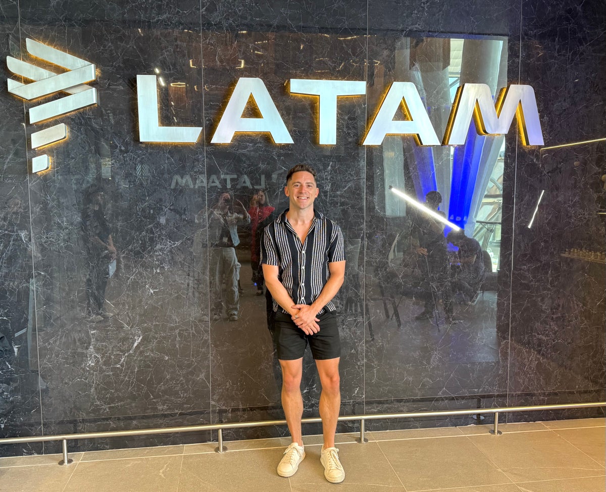 LATAM Signature check in Santiago
