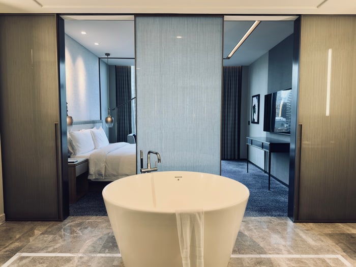 The St. Regis Chicago bathroom suite