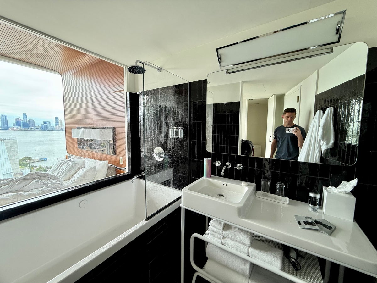 The Standard Highline New York bathroom