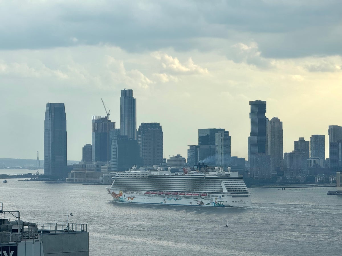 The Standard Highline New York river view