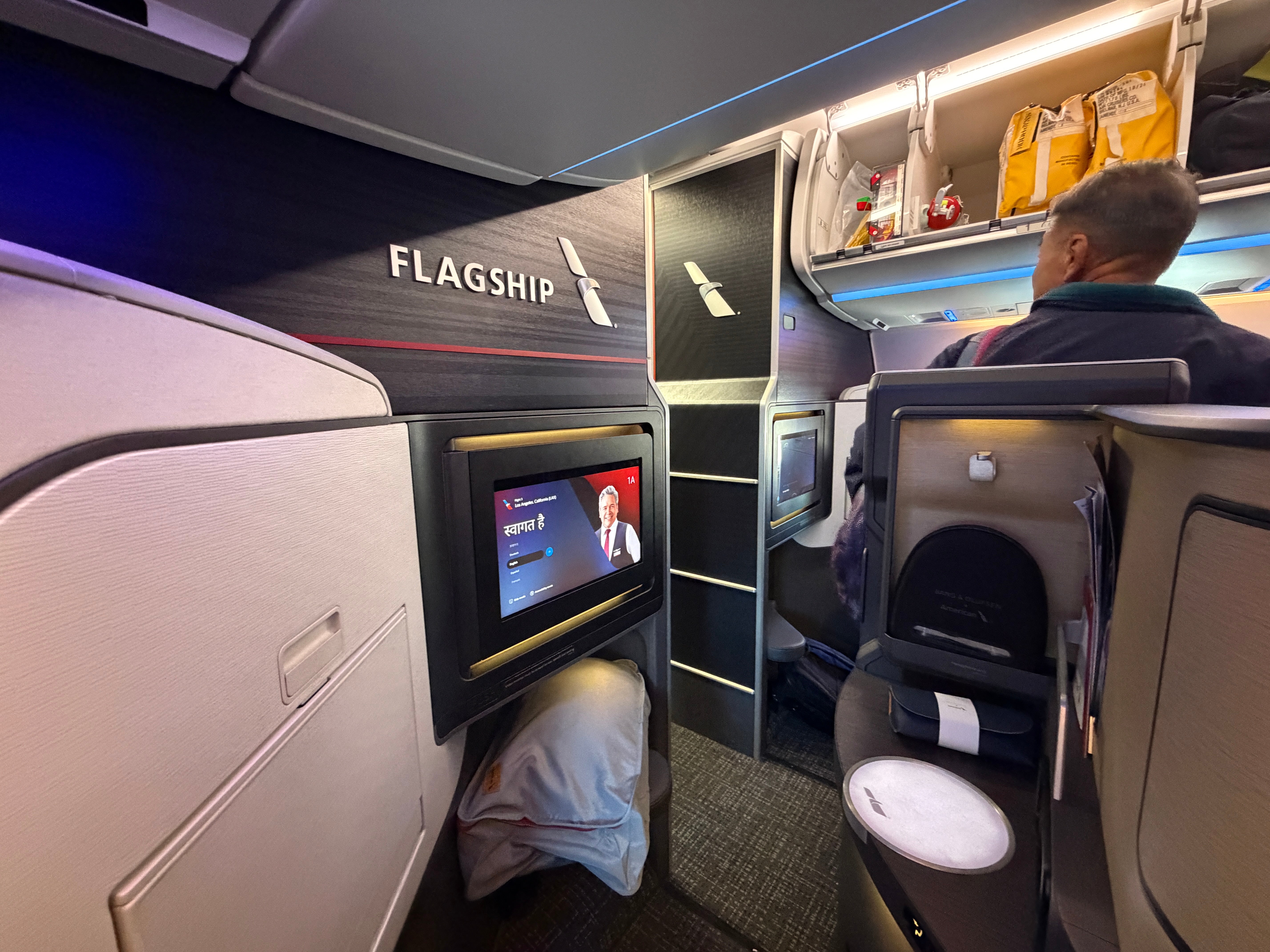 Inflight Call Ban, AA's A321XLR Doors, Southwest Lounge Update, and More Airline News