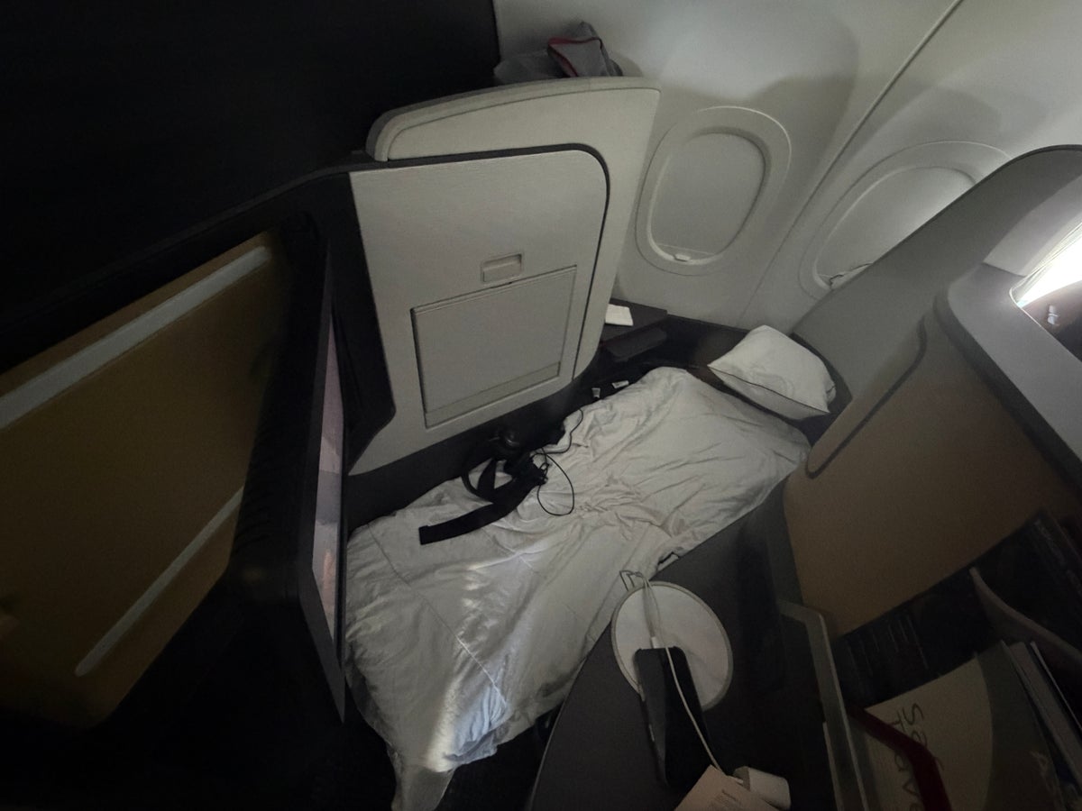 AA A321XLR Flagship Bed
