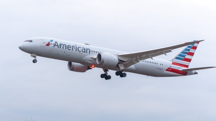 American Airlines Adds Flights for College Football Playoff Semifinal Games