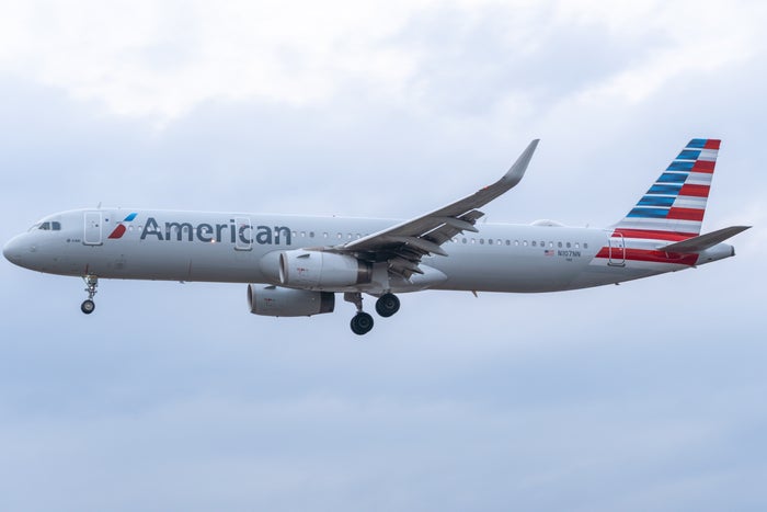 Save up to 20% on American Airlines First Class Tickets to and From Chicago