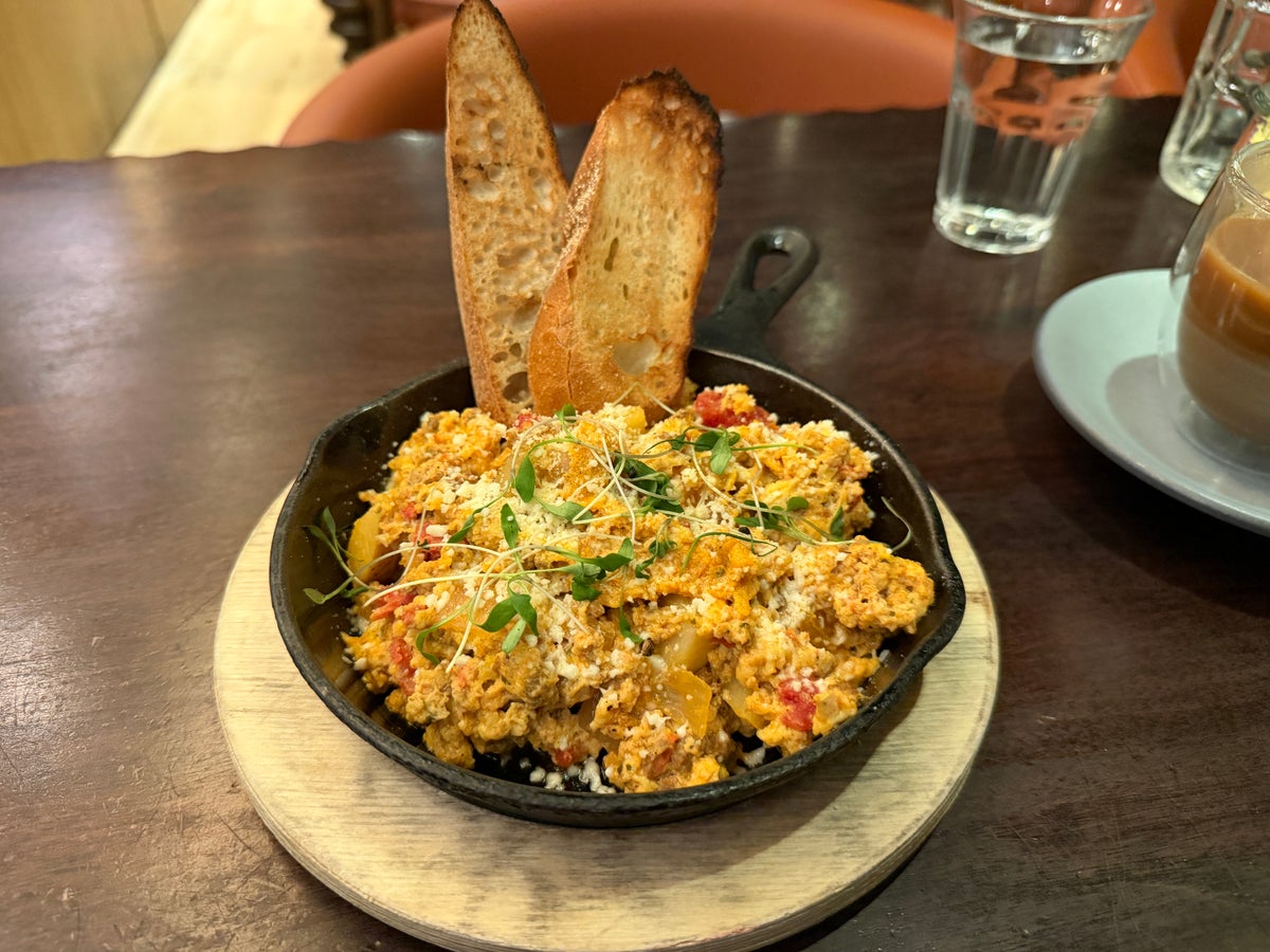 Andaz Fifth Avenue Egg Scramble