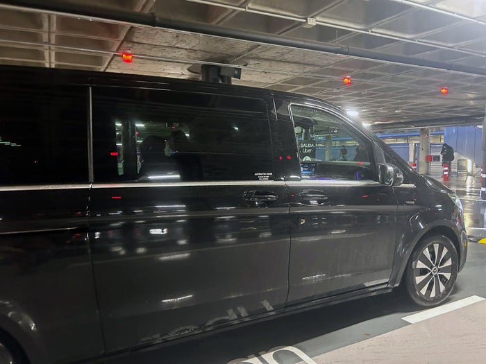 Blacklane UberXL left passenger door Madrid