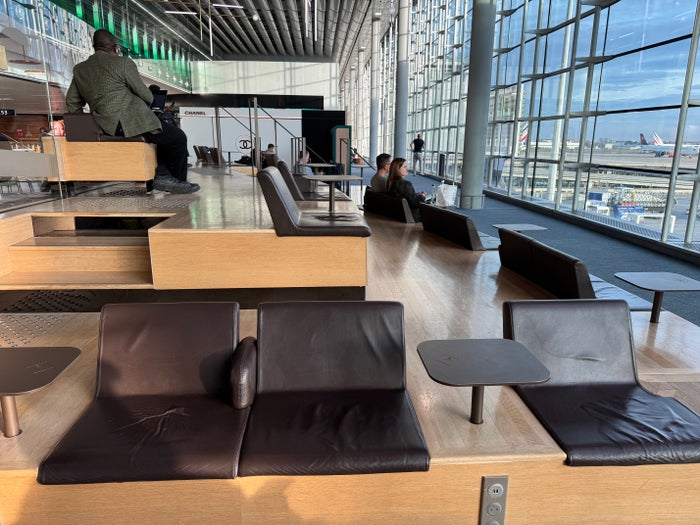 CDG 2E tiered seating