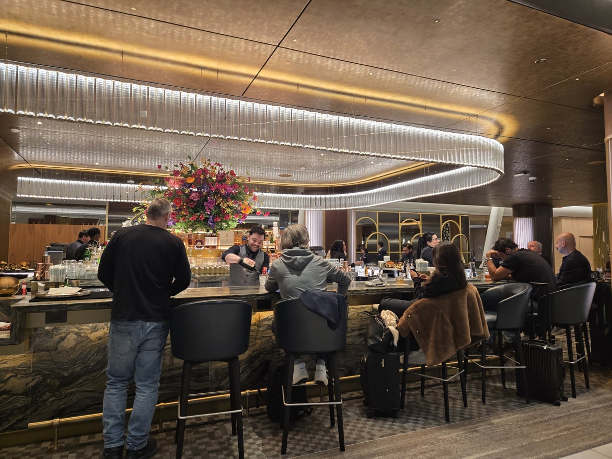 Delta One Lounge Bar