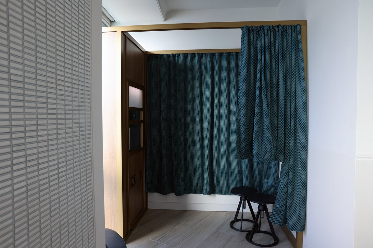 JetBlue JFK BlueHouse lounge photo booth