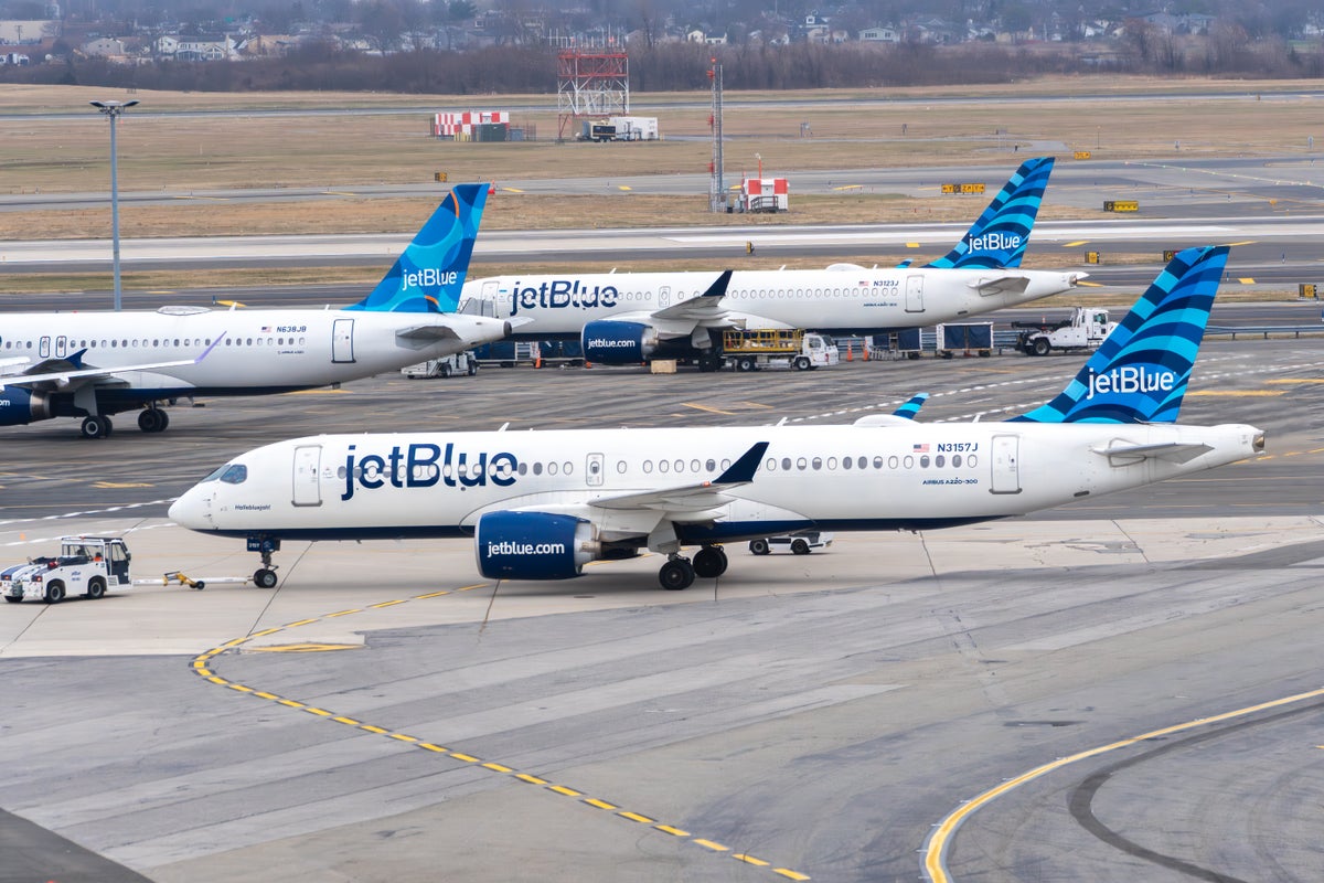 Jetblue A220 JFK