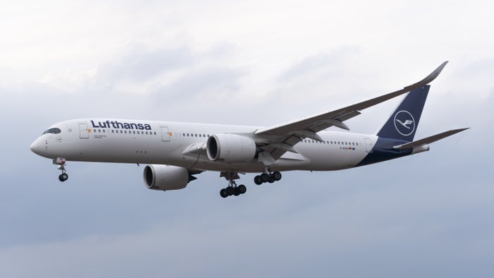 Lufthansa City A319 Munich Lufthansa A350 900