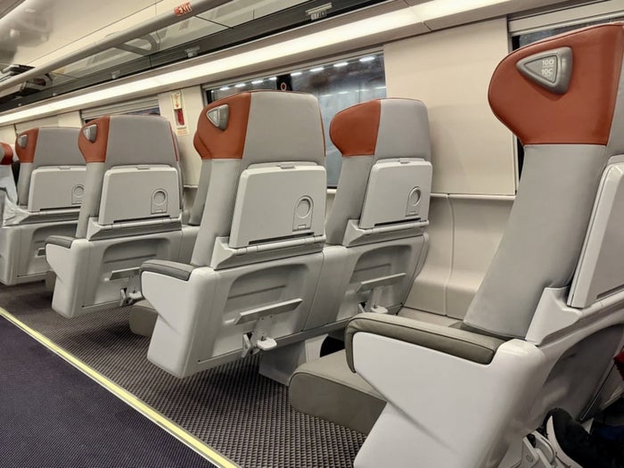 First Impressions of the New NextGen Acela First Class
