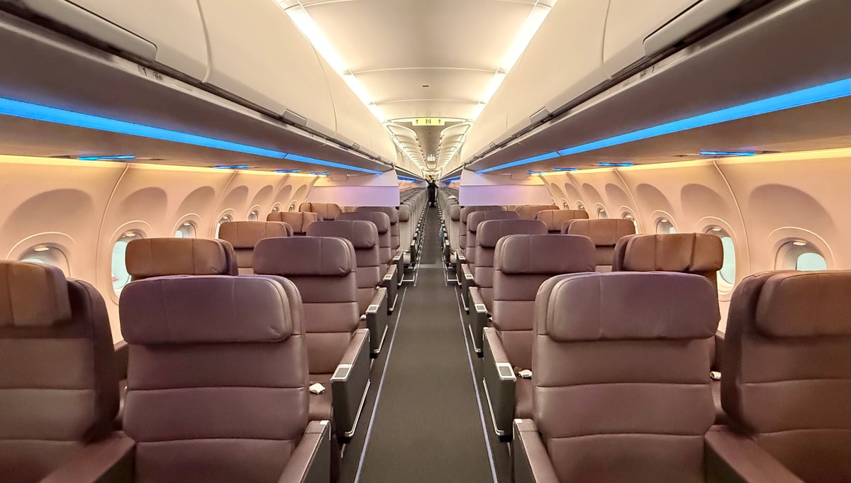 Qantas Airbus A321XLR business class cabin