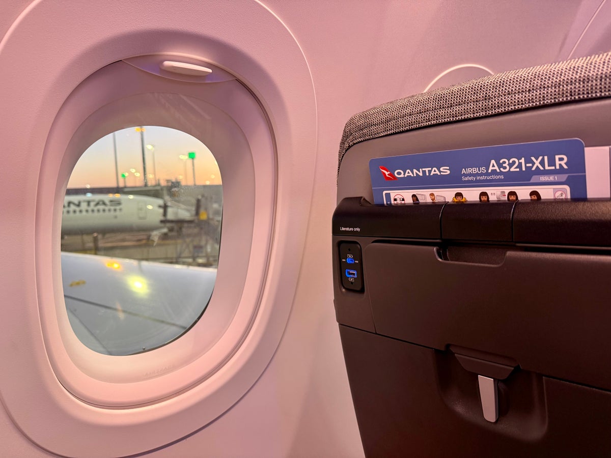 Qantas Airbus A321XLR economy window seat