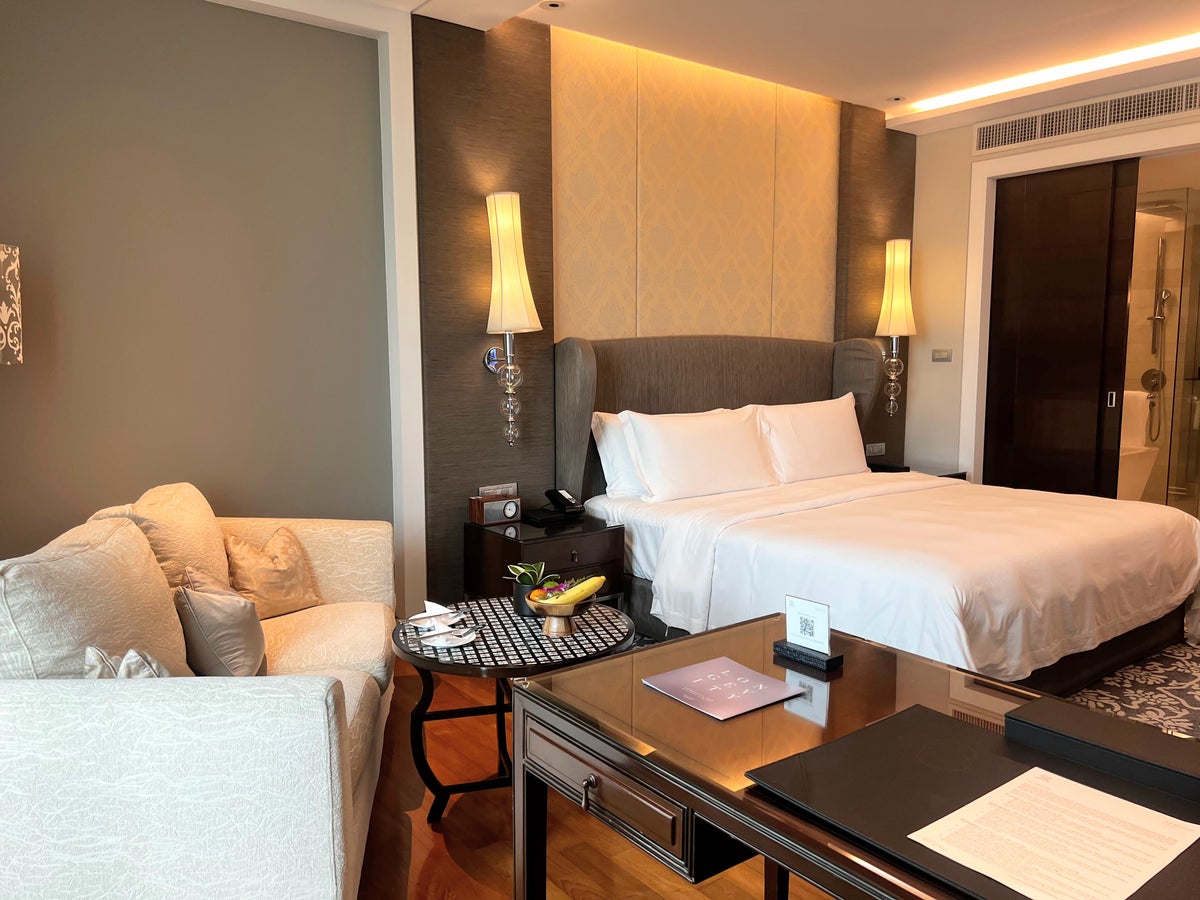 St. Regis Bangkok guest room
