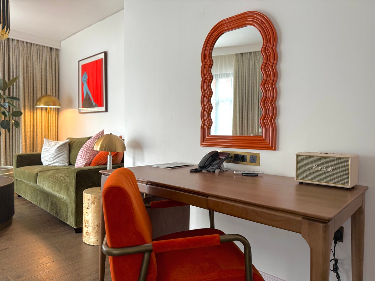 Virgin Hotels London Shoreditch desk