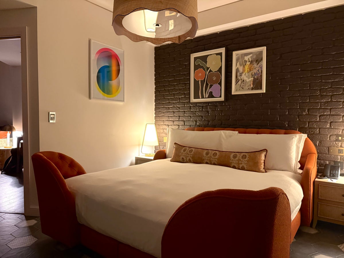 Virgin Hotels London Shoreditch grand bed