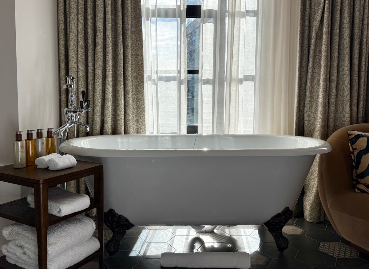 Virgin Hotels London Shoreditch roll top tub