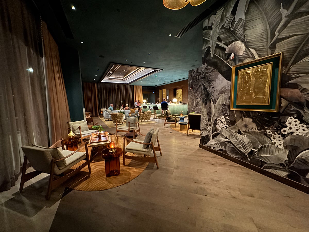 Waldorf Astoria Costa Rica Peacock Gallery bar 