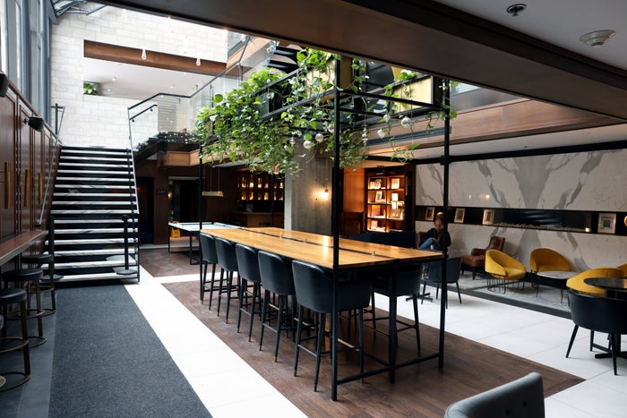 Wiliiam Gray Hotel Montreal lobby lounge Wiliiam Gray Hotel Montreal lobby lounge