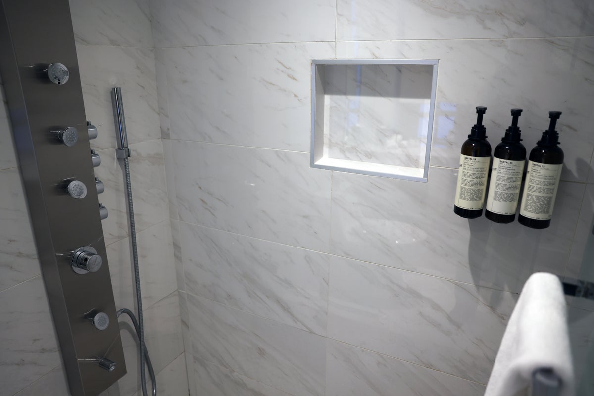 William Gray Montreal shower