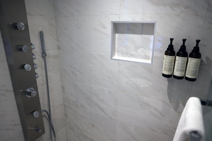 William Gray Montreal shower William Gray Montreal shower