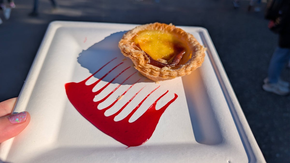 2026 EPCOT International Festival of the Arts Painted Panda (China) egg tart