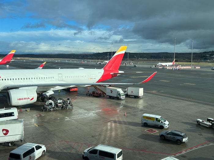 A view of Iberia planes from the Neptuno lounge A view of Iberia planes from the Neptuno lounge