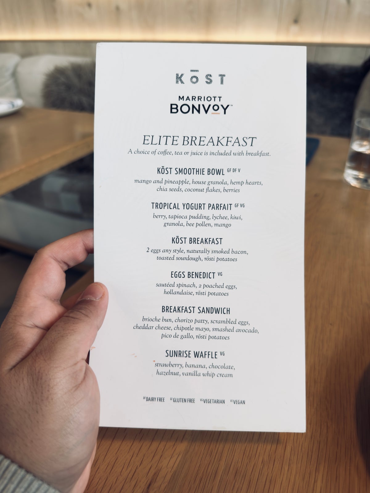BISHA a Luxury Collection Hotel Toronto Kost breakfast menu