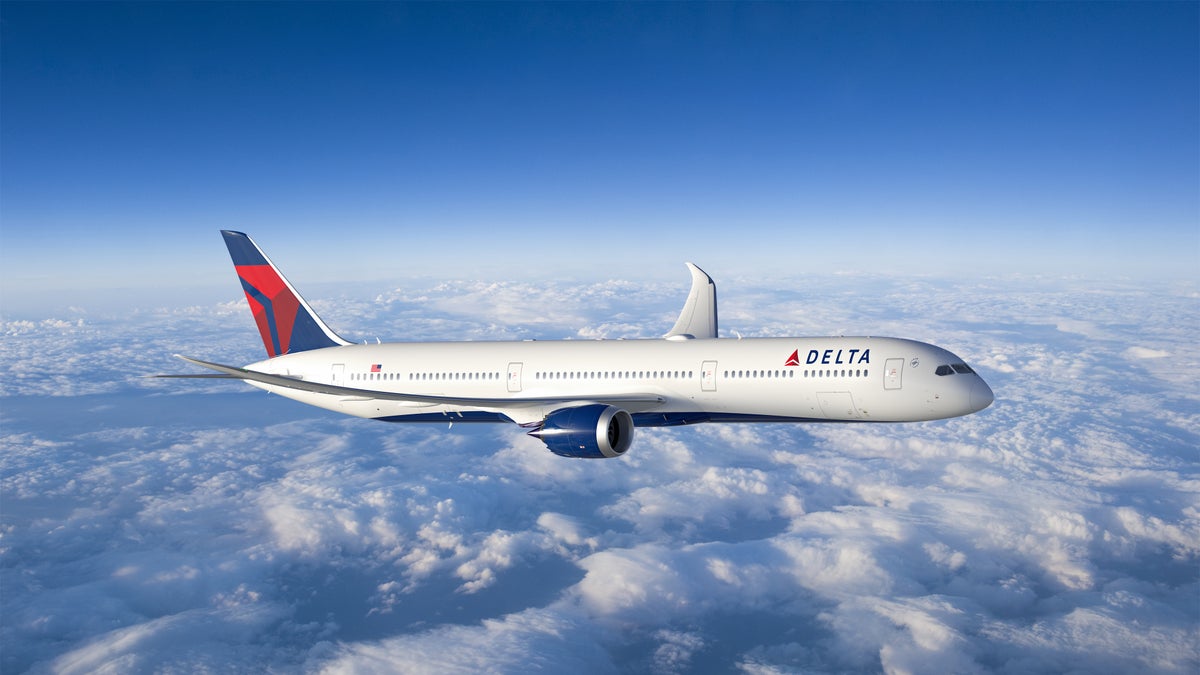 Delta Dreamliners, AirTrain Disruption, New Delta One, and More Airline News
