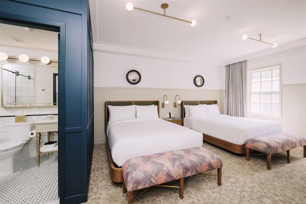 Hotel Huron Twin Room