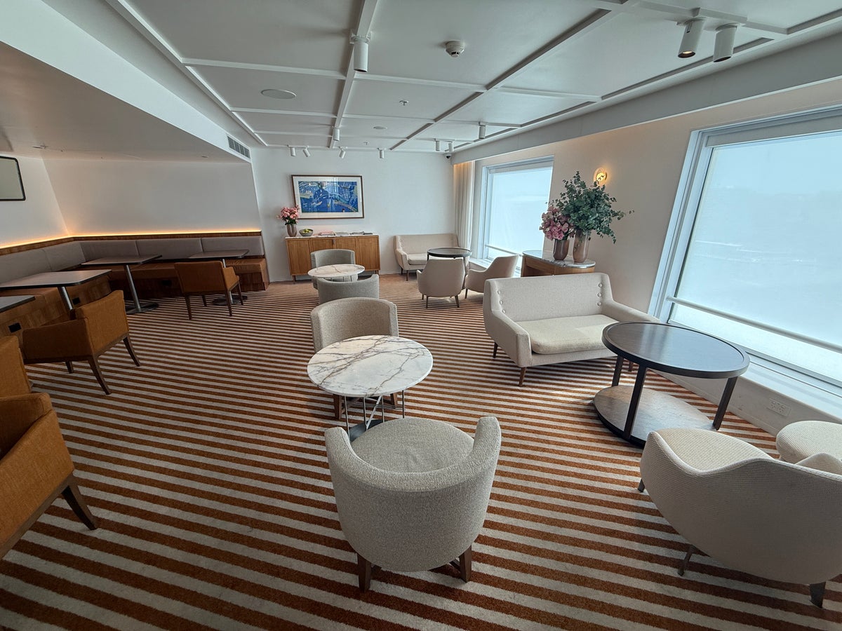 Hyatt Regency Sydney Club Lounge Seating