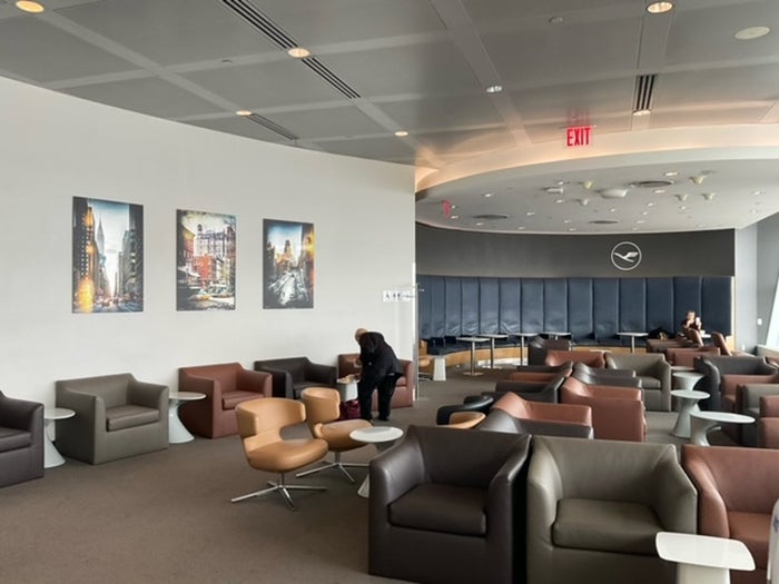 Lufthansa Business Class Lounge JFK JFK Lufthansa Lounge Amex