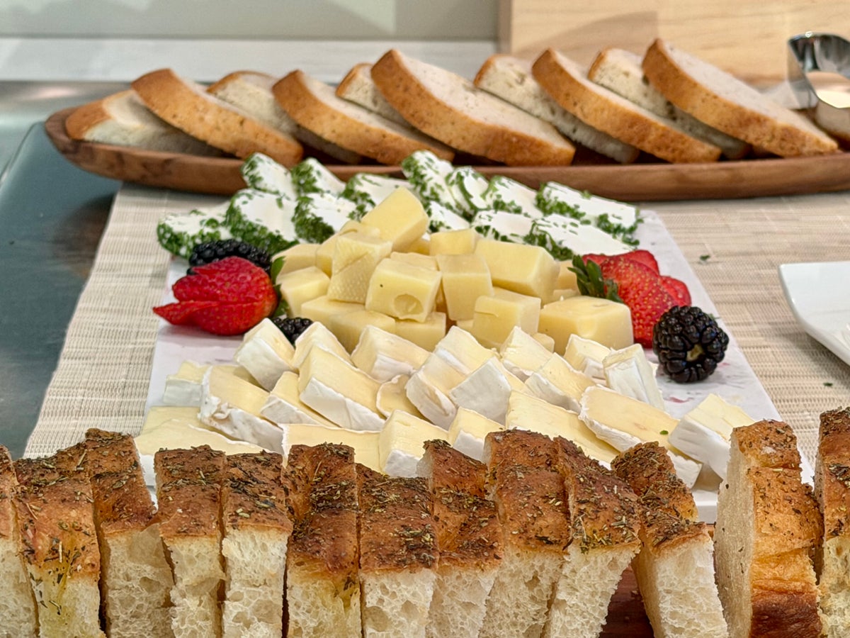 LAX Air France Lounge cheese