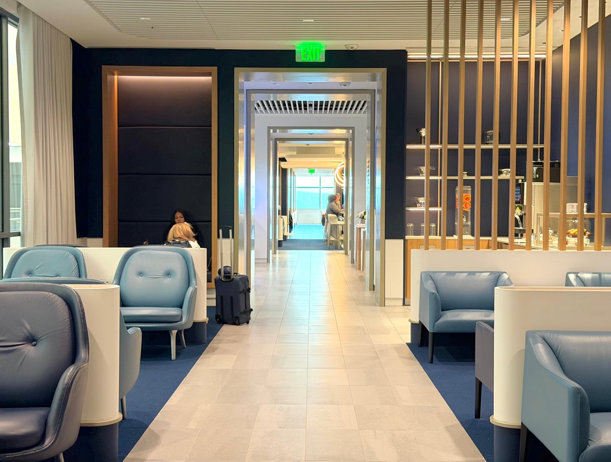 LAX Air France Lounge seating LAX Air France Lounge seating